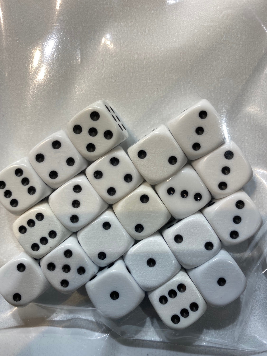 TW-T8102 Twenty 10mm Dice image 0