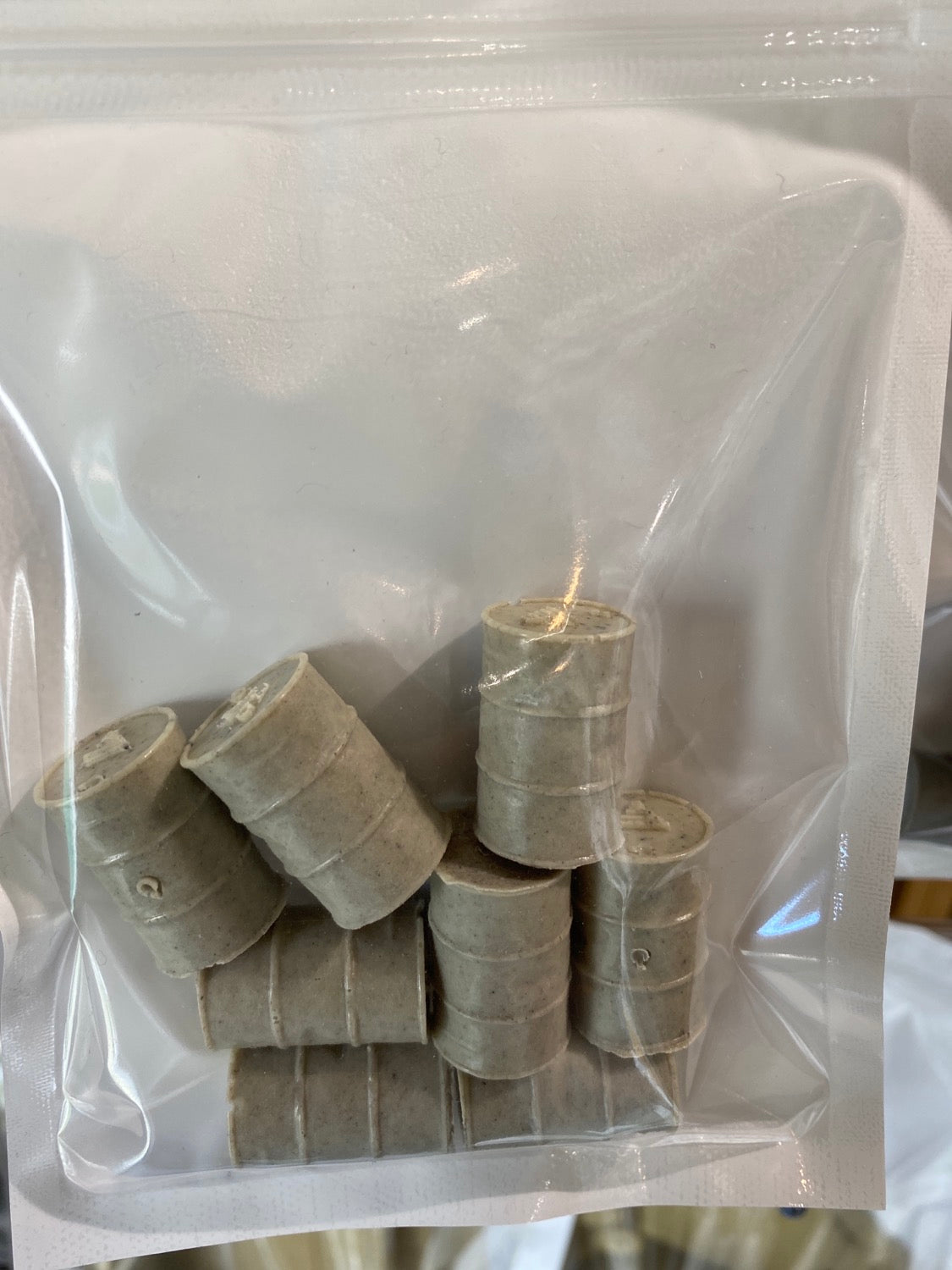 TW-SF26  Set of 8 Fuel Barrels image 1
